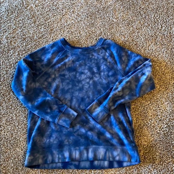 Old Navy Tops - ON tie dye Crewneck